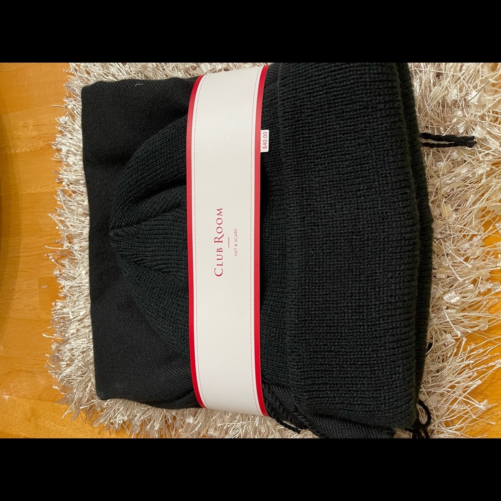 Mens scarf and Hat set